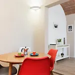 Guesthost - Piazzale Michelangelo Modern Flat 피렌체