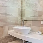 Guesthost - Piazzale Michelangelo Modern Flat Daire