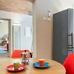 Guesthost - Piazzale Michelangelo Modern Flat *
