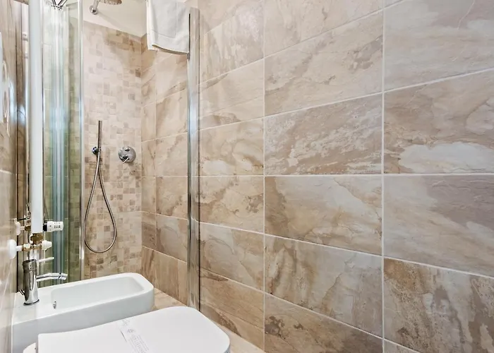 Апартаменты Guesthost - Piazzale Michelangelo Modern Flat Флоренция