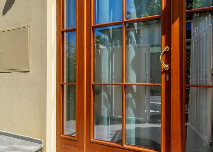 Guesthost - Piazzale Michelangelo Modern Flat Апартаменты Флоренция